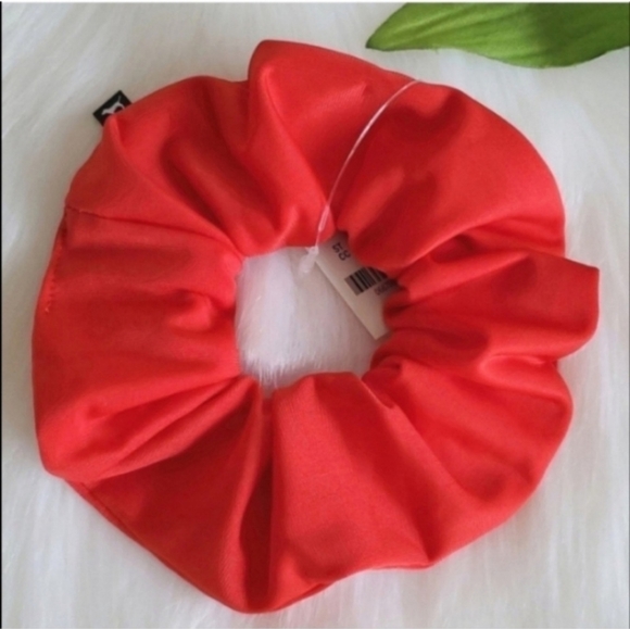 Pink Victoria'a Secret Scrunchie - Picture 1 of 4